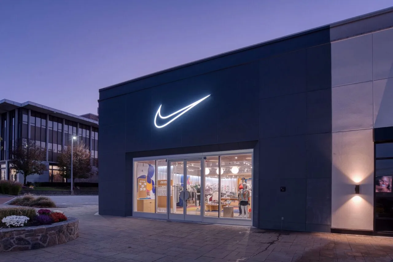 Apple CEO’su Tim Cook, 3 milyon dolarlık Nike hissesi satın aldı