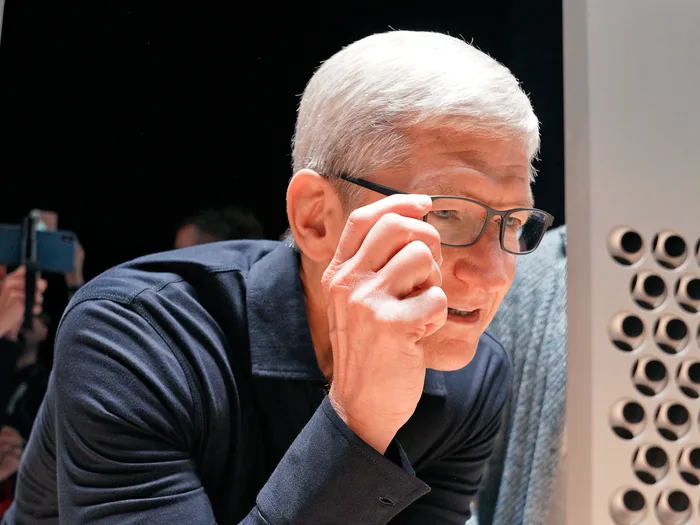 Apple, dört farklı akıllı gözlük tasarımı test ediyor