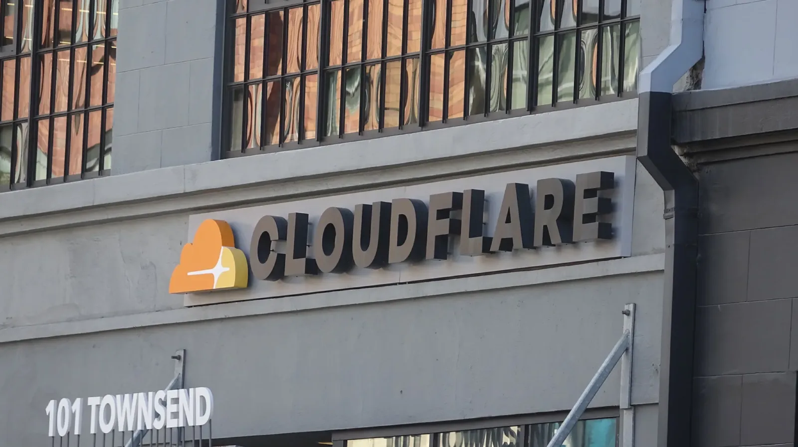 Cloudflare’in çökmesiyle dünya genelinde erişim problemleri yaşandı