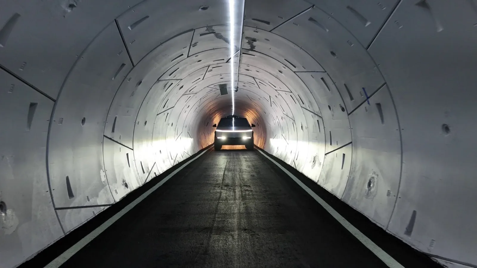 Elon Musk'ın tünel şirketi The Boring Company, 20 milyar dolar değerlemeyle yatırım arıyor