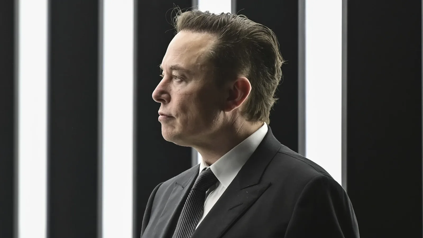 Tesla, Elon Musk'ı kaybetmemek için 29 milyar dolar öneriyor