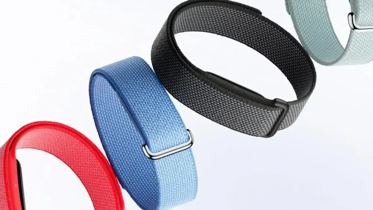 Google, WHOOP rakibi ekransız sağlık cihazı Fitbit Air'i tanıttı – görsel 1