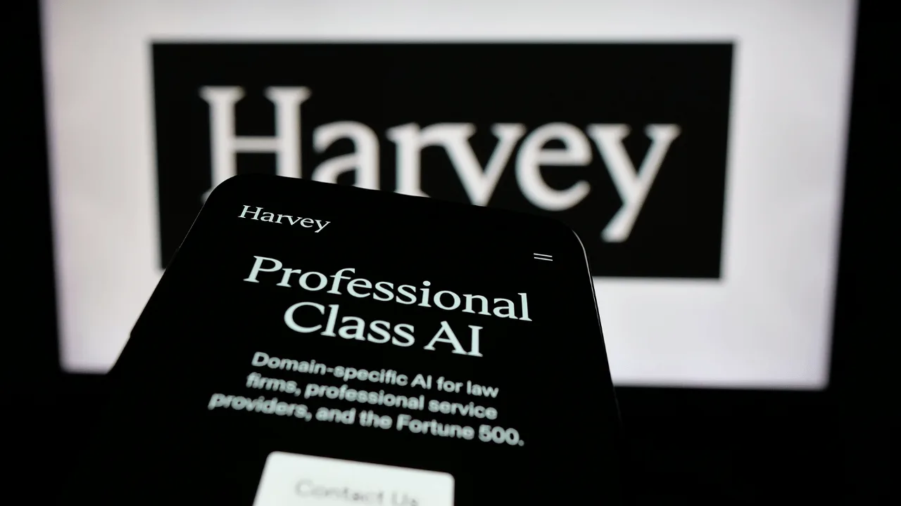 Yapay zeka destekli hukuk girişimi Harvey, 15.5 milyar dolar değerlemeyle yatırım aldı