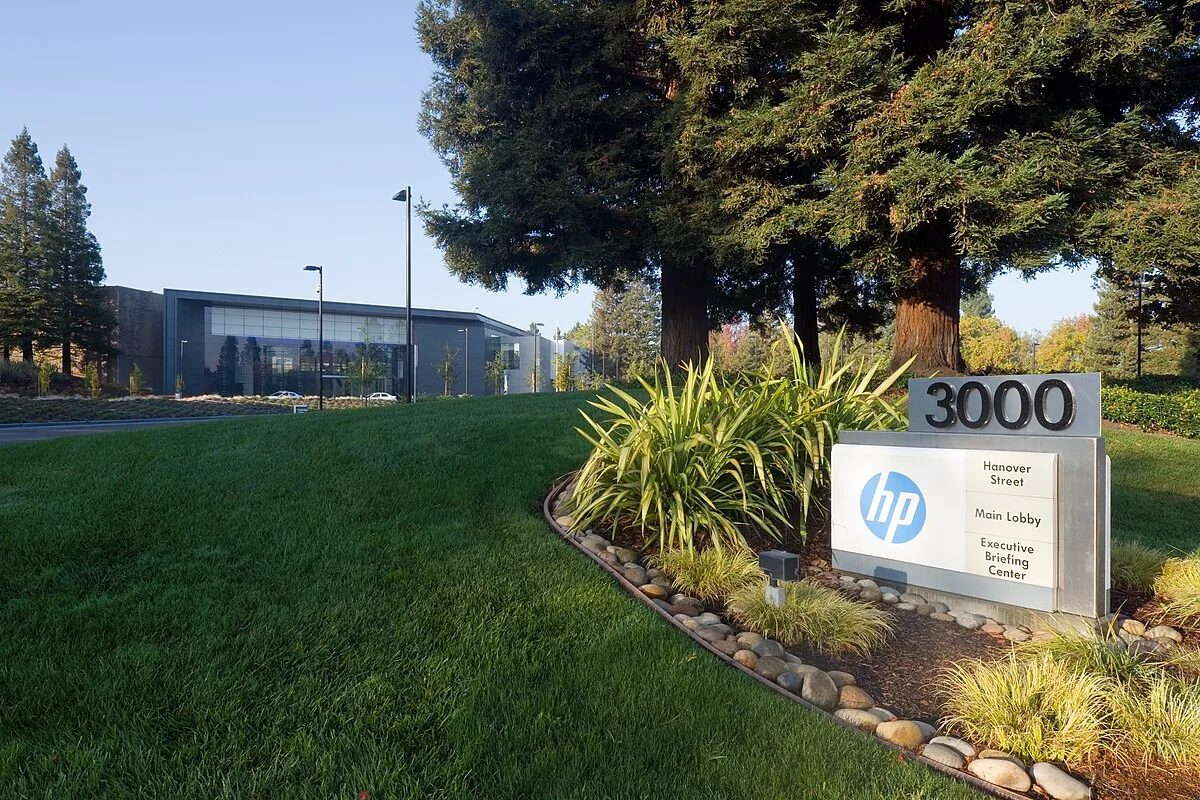 HP, 6.000 kişinin yerine yapay zekayı geçirmeye hazırlanıyor HP, 6.000 kişinin yerine yapay zekayı geçirmeye hazırlanıyor