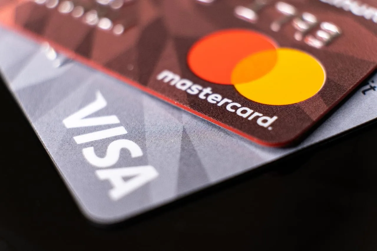 Mastercard ve Visa hakkında soruşturma başlatıldı