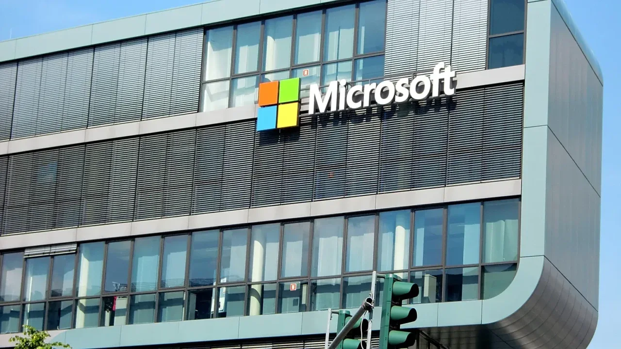 Microsoft, 4 bin 800 kişiyi işten çıkarma kararı aldı – görsel 1 Microsoft, 4 bin 800 kişiyi işten çıkarma kararı aldı – görsel 1