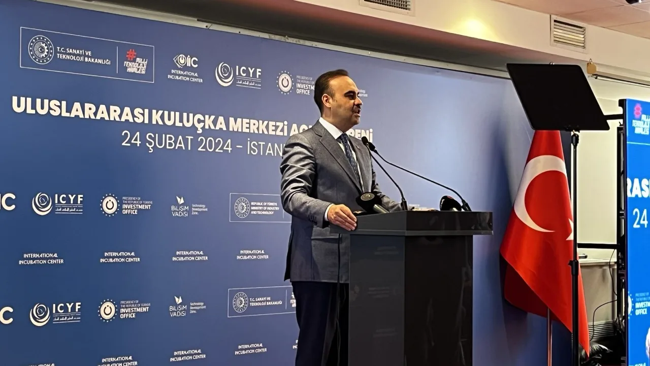 ÖZEL HABER: İlk Türk astronot Alper Gezeravcı'nın yeni görevi belli oldu ÖZEL HABER: İlk Türk astronot Alper Gezeravcı'nın yeni görevi belli oldu