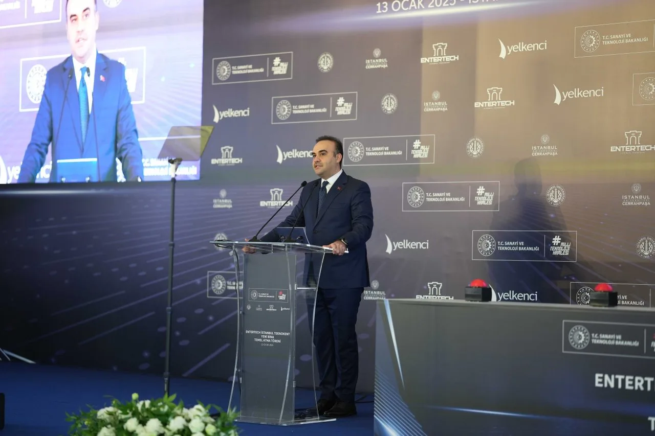 Entertech İstanbul Teknokent'in yeni binasının temelleri atıldı – görsel 2 Entertech İstanbul Teknokent'in yeni binasının temelleri atıldı – görsel 2