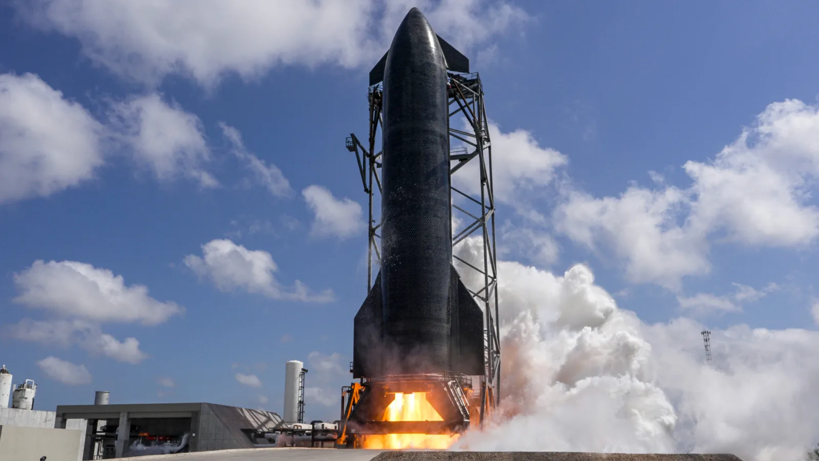SpaceX, Starship V3 roketinin fırlatmasını son anda iptal etti