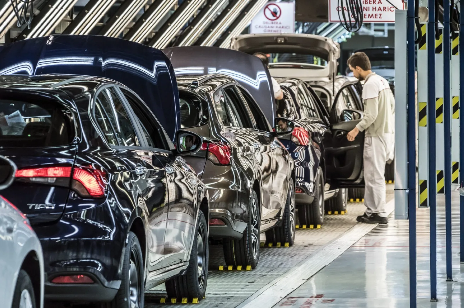 Türkiye'nin otomobil sektöründeki 2025 yılı istatistikleri açıklandı