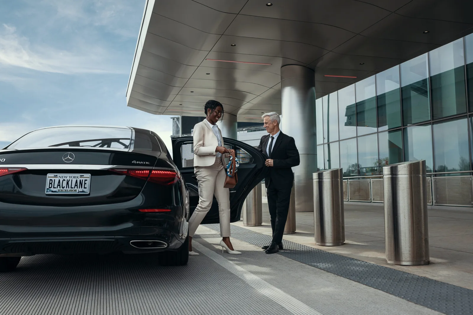 Uber, özel şöför platformu Blacklane'i satın aldı