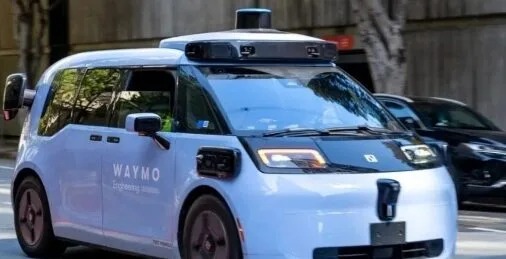 Waymo, robotaksileri tüm dünyaya getirmek için 16 milyar dolar yatırım aldı