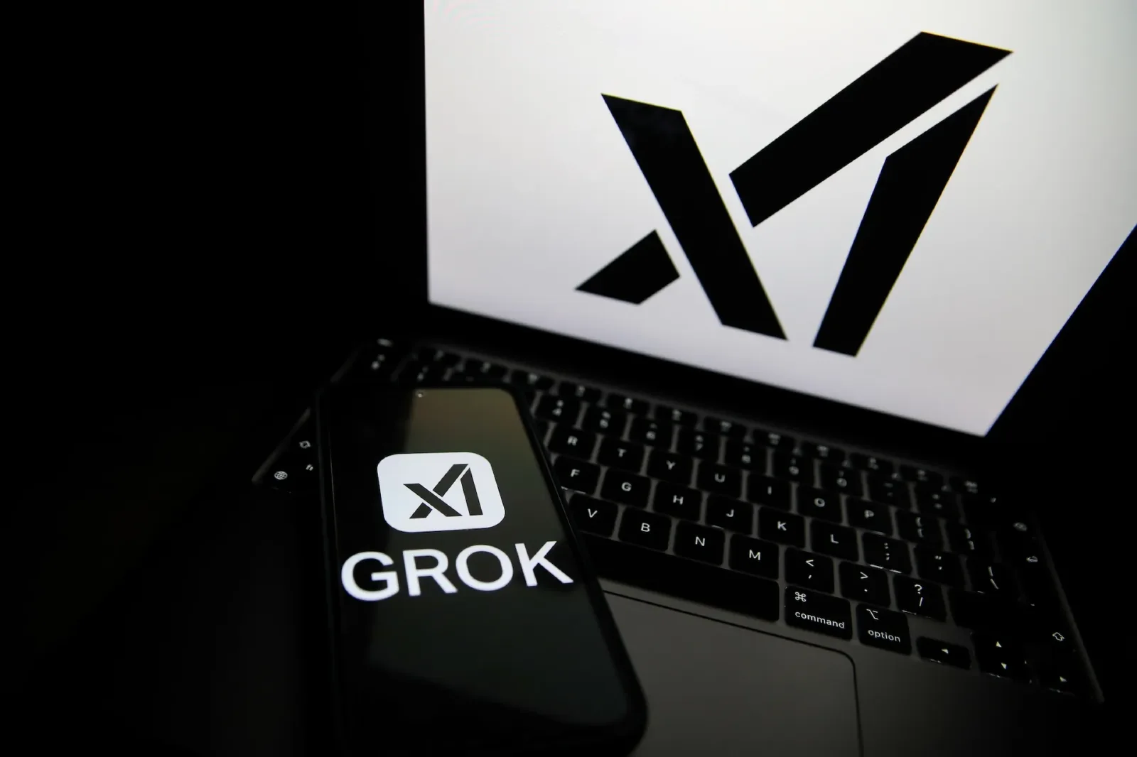 xAI, veri merkezlerine güç verecek güneş enerjisi sistemleri inşa ediyor