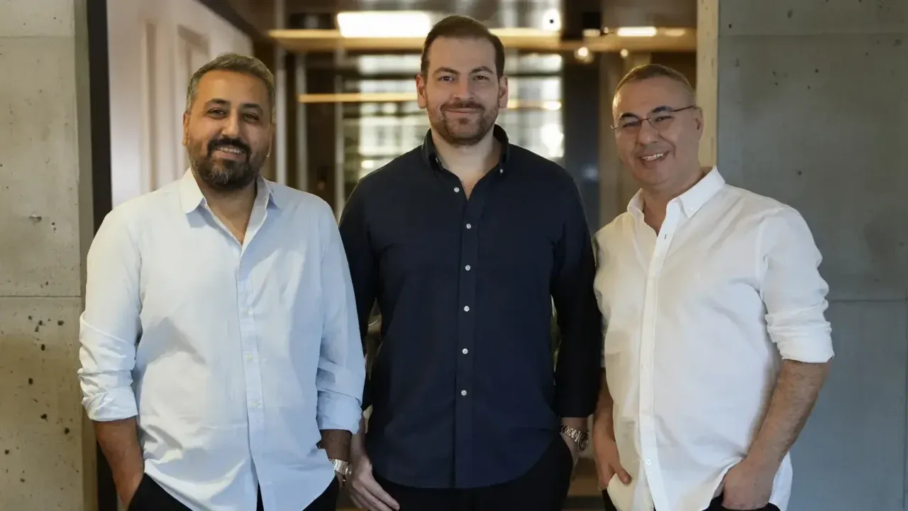 Yapay zeka destekli konaklama yönetim platformu Cendra, 1 milyon dolar yatırım aldı Yapay zeka destekli konaklama yönetim platformu Cendra, 1 milyon dolar yatırım aldı