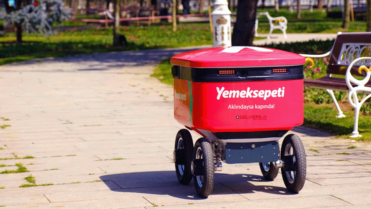 Yemeksepeti’nin yerli teslimat robotu: YEBO – görsel 2