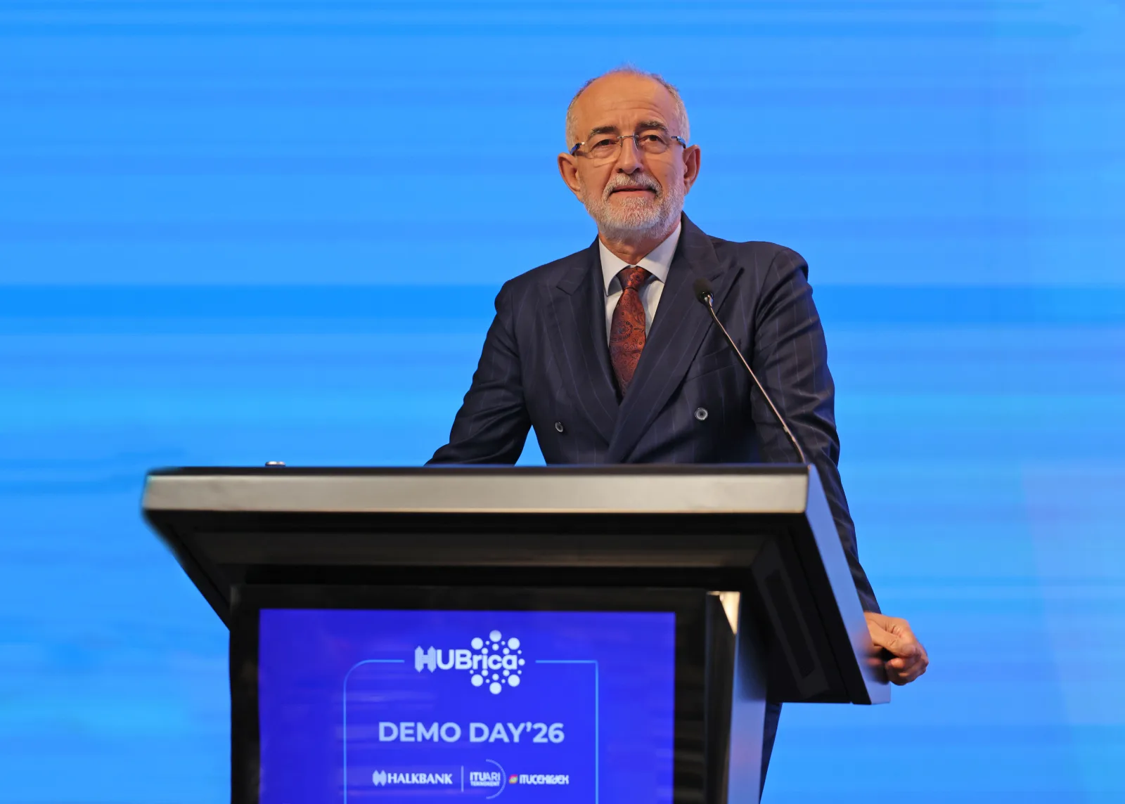 Halkbank HUBrica Demo Day etkinliğinde sahneye çıkan 10 girişim