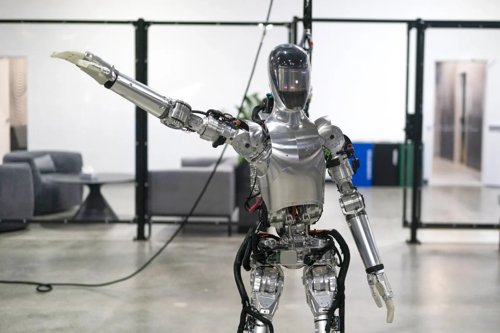 OpenAI, insansı robot geliştirdiğini açıkladı