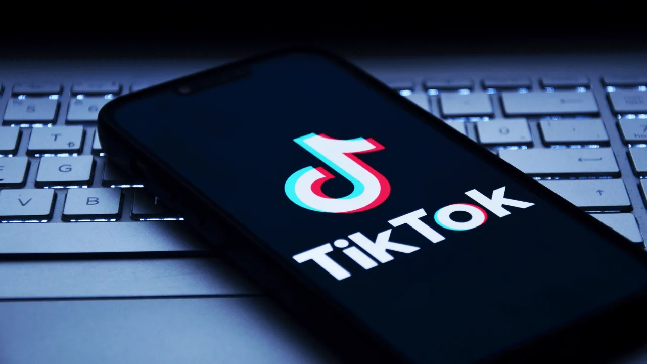 TikTok, yapay zeka destekli alışveriş asistanını kullanıma sundu