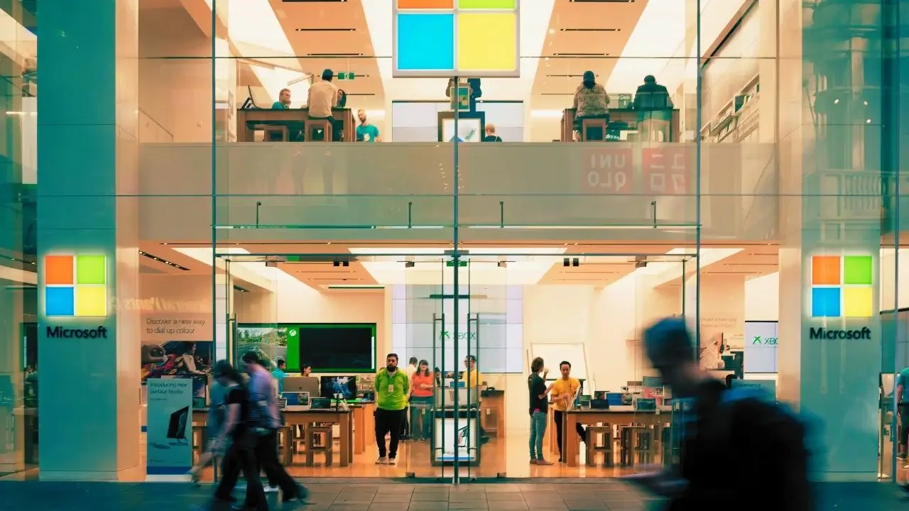 Microsoft, kendi yapay zekalarının uymak zorunda olduğu kural kitabını yayınladı