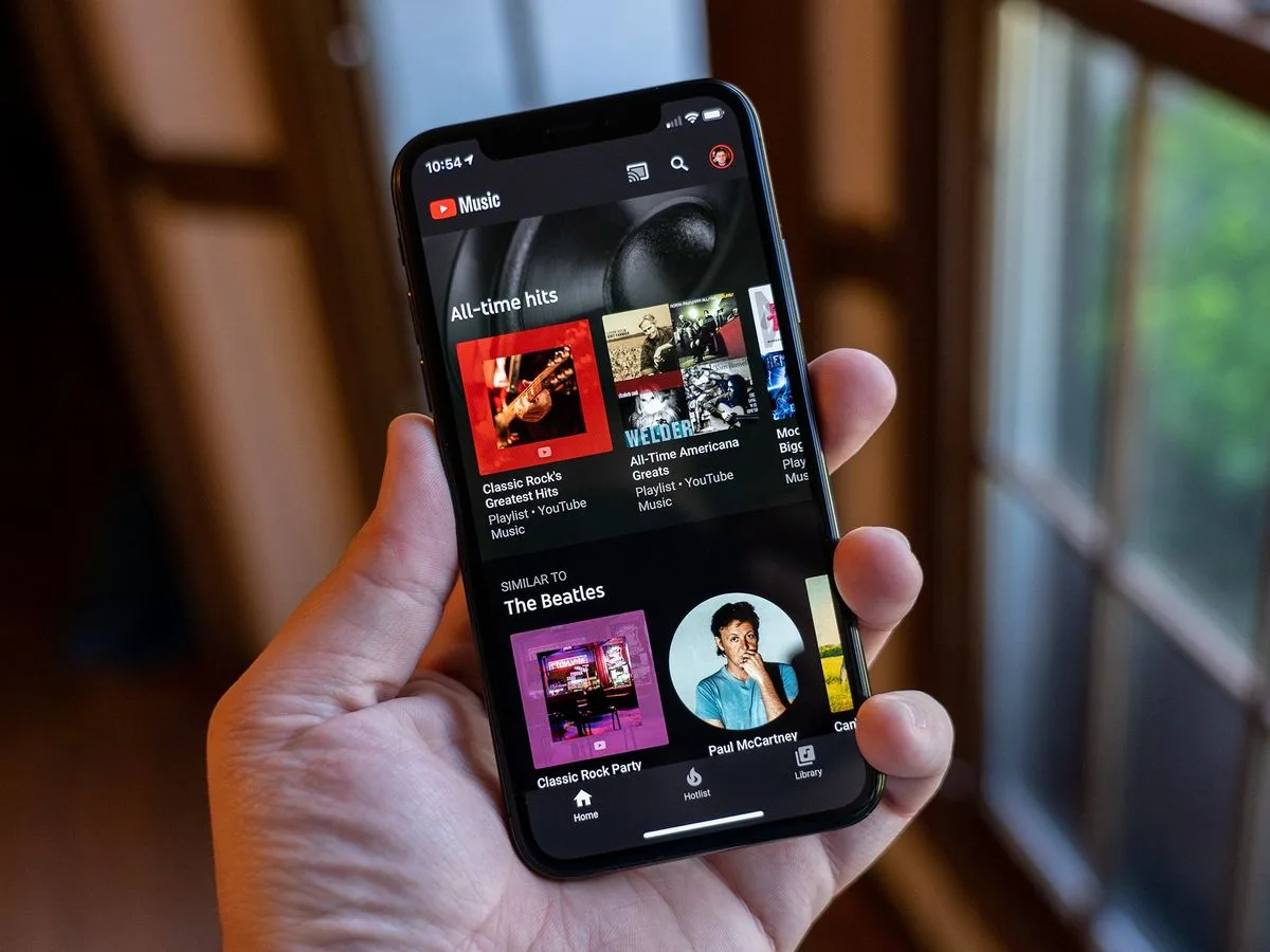 YouTube Music, yapay zeka ile üretilen şarkıları etiketlemeye başladı YouTube Music, yapay zeka ile üretilen şarkıları etiketlemeye başladı