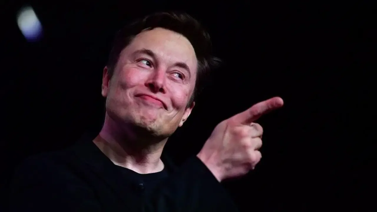 Elon Musk: Yapay zeka şirketleri birbirinin modellerine güvenlik testi yapmalı!