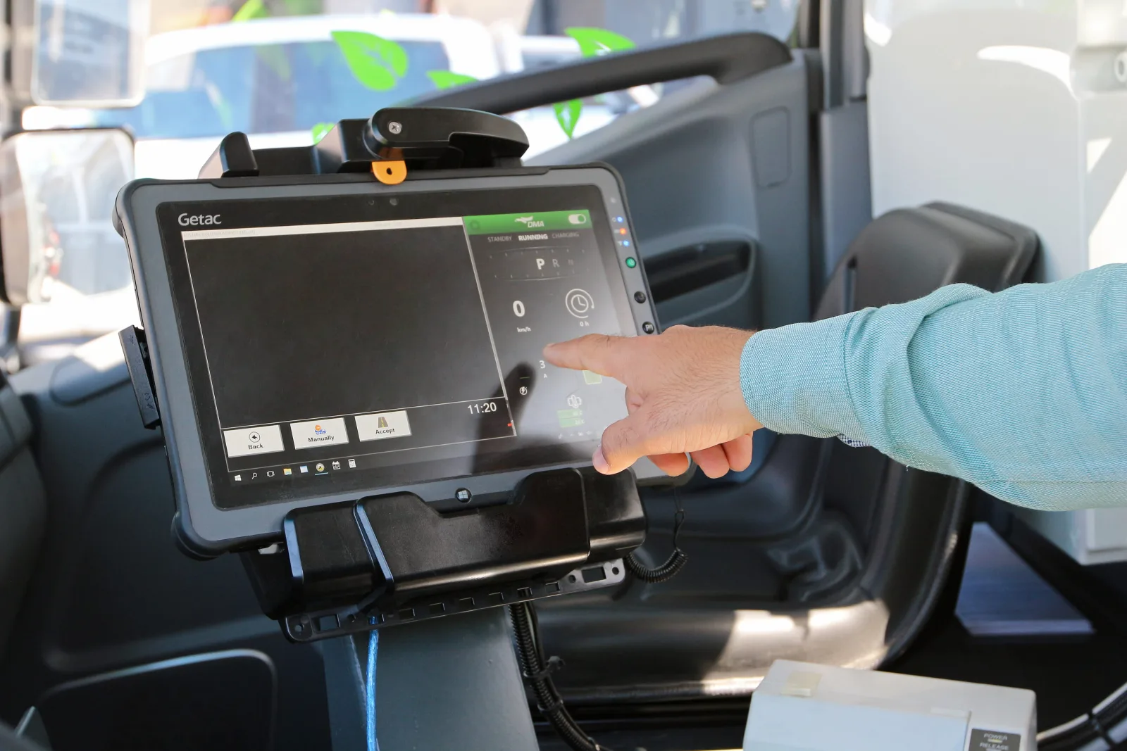 Getac, yakıt ikmalini hızlandıran teknolojisini İstanbul Havalimanı'nda kullanıma sundu